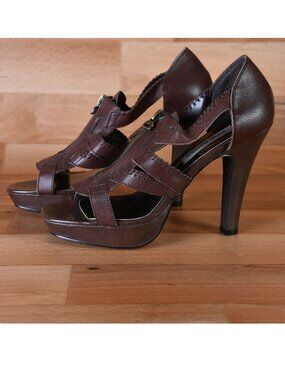 Steve Madden Size 6.5 Heels Brown Muted Peep-Toe Strappy